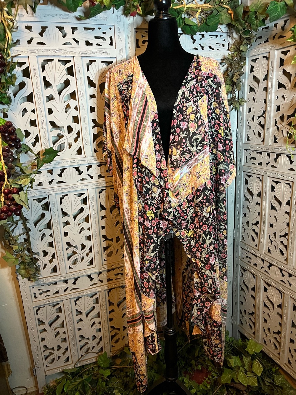 UMGEE FANTASTIC FLORAL MIXED PATTERN PATCHWORK OPEN-FRONT KIMONO DUSTER